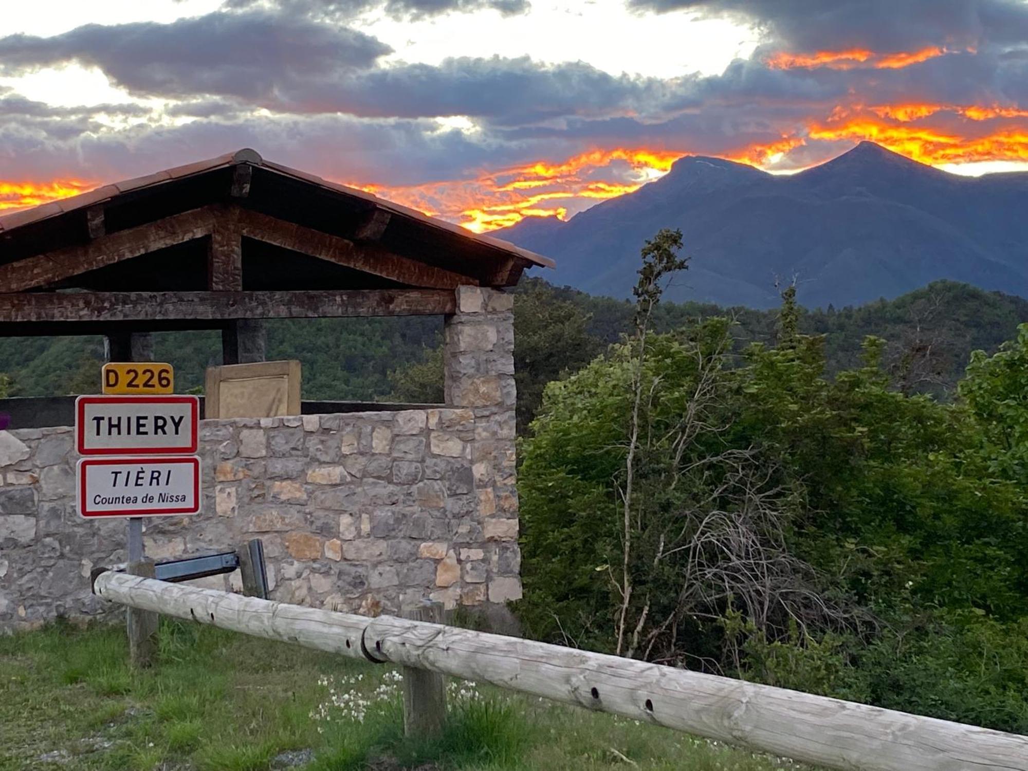Auberge De Thiery Εξωτερικό φωτογραφία